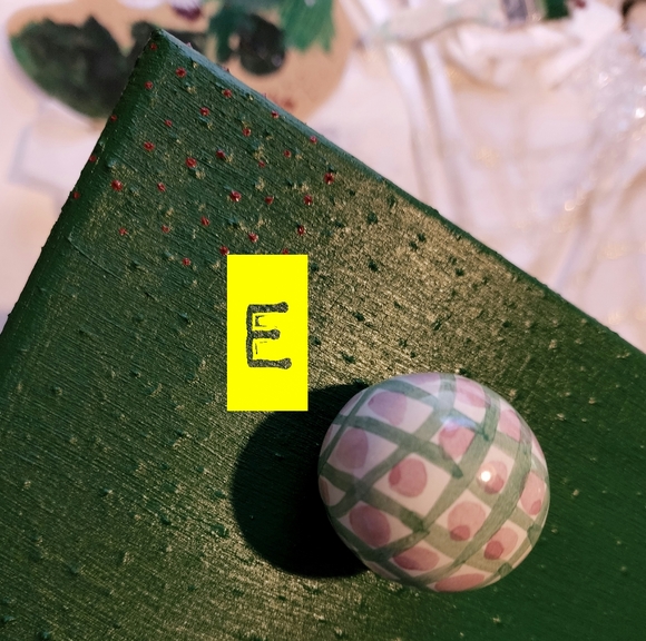 Retired Mackenzie Childs Knobs - Picture 3 of 10